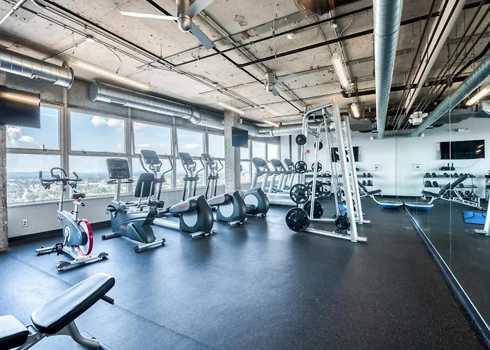 Cozysuites 800 Tower 2Br With Gym! 28